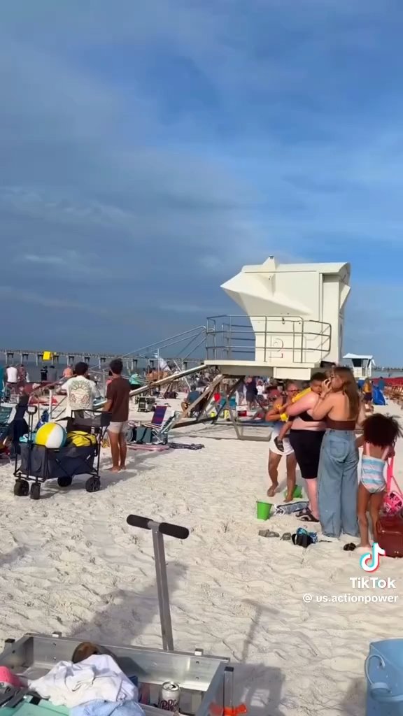 Fighter Jets Shock Locals With Low Flyby